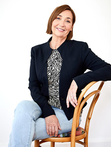 Marian Wilkinson image